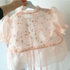 Aurore van milhem top